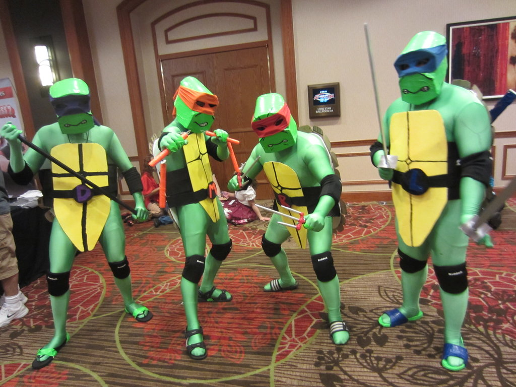 Teenage mutant ninja turtle fail cosplay